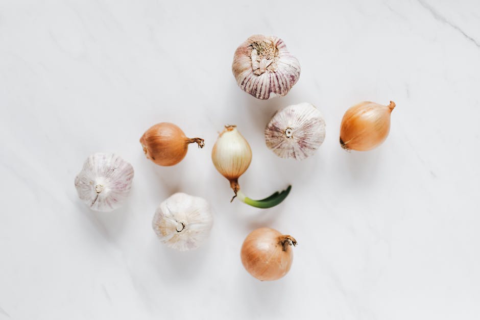 When to Harvest Garlic in Texas