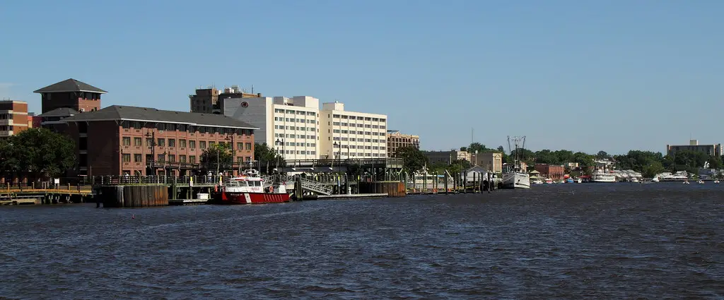Pros and Cons of Living in Wilmington NC