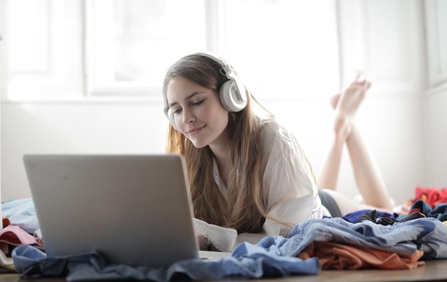 Pros and Cons of Music Streaming Services