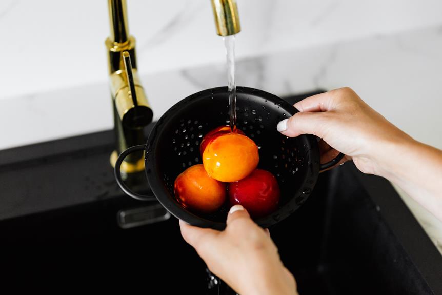 How to Wash a Peach